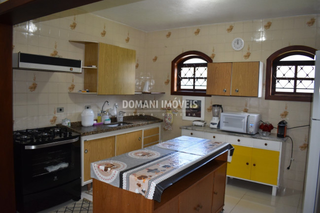 Imagem Casa com 4 Quartos à Venda, 183 m² em Região Da Abernéssia - Campos Do Jordão Imagem Casa com 4 Quartos à Venda, 183 m² em Região Da Abernéssia - Campos Do Jordão