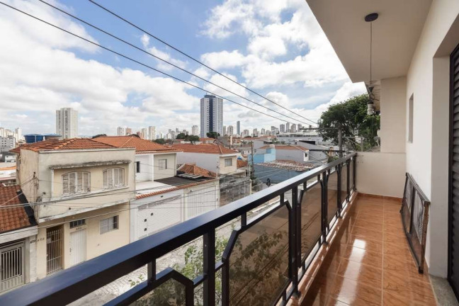 Imagem Casa com 2 Quartos à Venda, 220 m² em Vila Canero - São Paulo
