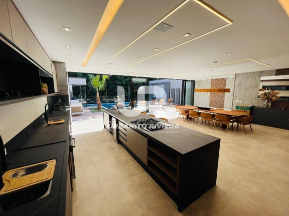Imagem Casa com 6 Quartos à Venda, 580 m² em Riviera | Módulo 12 - Bertioga Imagem Casa com 6 Quartos à Venda, 580 m² em Riviera | Módulo 12 - Bertioga
