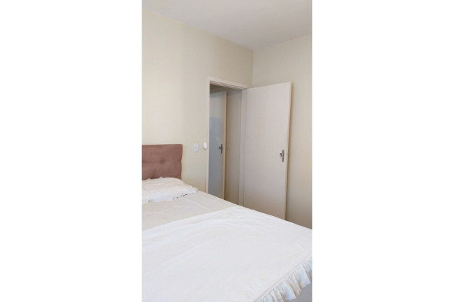 Imagem Imóvel com 1 Quarto à Venda, 52 m² em Santa Cecília - Porto Alegre Imagem Imóvel com 1 Quarto à Venda, 52 m² em Santa Cecília - Porto Alegre