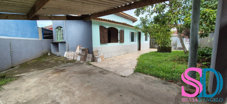 Imagem Casa com 2 Quartos à Venda, 105 m² em Sertão Da Quina - Ubatuba Imagem Casa com 2 Quartos à Venda, 105 m² em Sertão Da Quina - Ubatuba