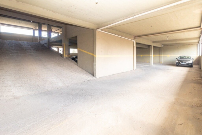 Imagem Imóvel Comercial à Venda, 1.700 m² em Jardim Lindóia - Porto Alegre Imagem Imóvel Comercial à Venda, 1.700 m² em Jardim Lindóia - Porto Alegre