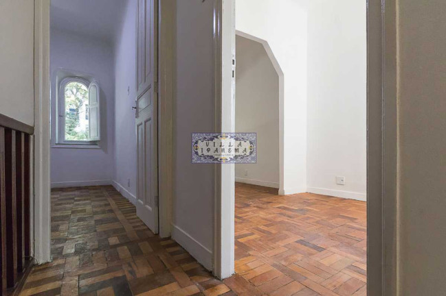 Imagem Imóvel com 3 Quartos à Venda, 170 m² em Tijuca - Rio De Janeiro Imagem Imóvel com 3 Quartos à Venda, 170 m² em Tijuca - Rio De Janeiro