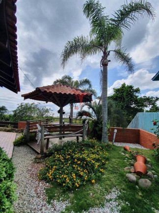 Imagem Casa com 3 Quartos à Venda, 250 m² em Itacolomi - Balneário Piçarras Imagem Casa com 3 Quartos à Venda, 250 m² em Itacolomi - Balneário Piçarras