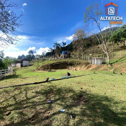 Imagem Imóvel com 2 Quartos à Venda, 5.000 m² em Zona Rural - Poços De Caldas Imagem Imóvel com 2 Quartos à Venda, 5.000 m² em Zona Rural - Poços De Caldas