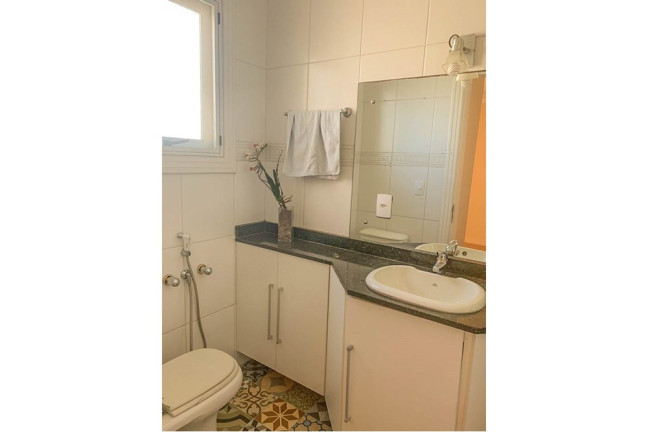 Imagem Casa com 3 Quartos à Venda, 212 m² em Chácara Das Pedras - Porto Alegre Imagem Casa com 3 Quartos à Venda, 212 m² em Chácara Das Pedras - Porto Alegre