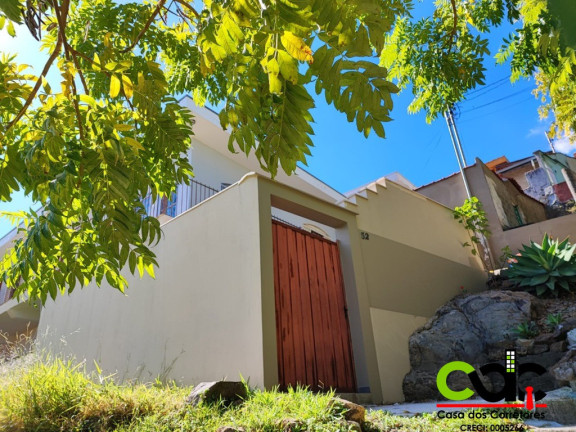 Imagem Casa com 5 Quartos à Venda, 240 m² em Jardim Monte Almo - Poços De Caldas Imagem Casa com 5 Quartos à Venda, 240 m² em Jardim Monte Almo - Poços De Caldas