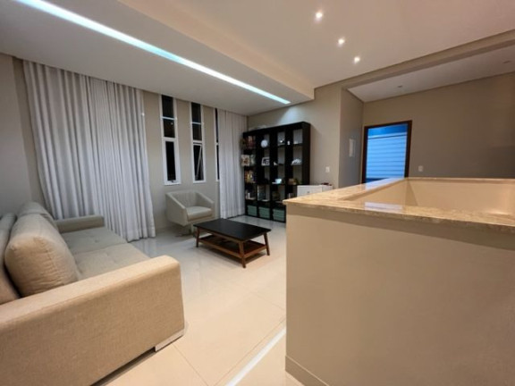 Imagem Sobrado com 3 Quartos à Venda, 268 m² em Residencial Goiânia Golfe Clube - Goiânia Imagem Sobrado com 3 Quartos à Venda, 268 m² em Residencial Goiânia Golfe Clube - Goiânia