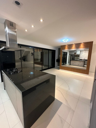 Imagem Casa com 3 Quartos à Venda, 235 m² em Quiririm - Taubaté Imagem Casa com 3 Quartos à Venda, 235 m² em Quiririm - Taubaté