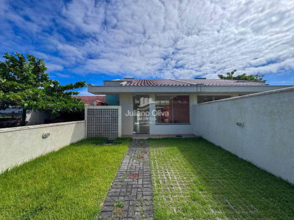 Casa à Venda, 97 m² em Barra Do Sai - Itapoá