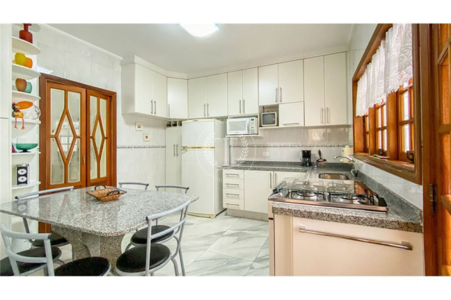 Imagem Casa com 3 Quartos à Venda, 275 m² em Cambuci - São Paulo Imagem Casa com 3 Quartos à Venda, 275 m² em Cambuci - São Paulo