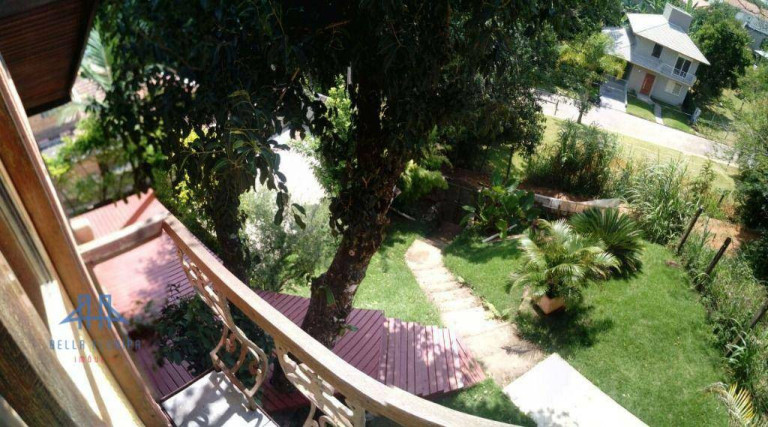 Imagem Casa com 2 Quartos à Venda, 180 m² em Rio Tavares - Florianópolis Imagem Casa com 2 Quartos à Venda, 180 m² em Rio Tavares - Florianópolis