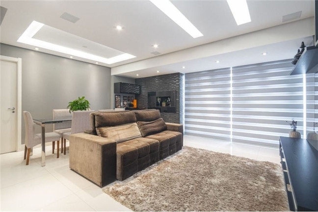 Imagem Apartamento com 2 Quartos à Venda, 102 m² em Jardim Europa - Porto Alegre