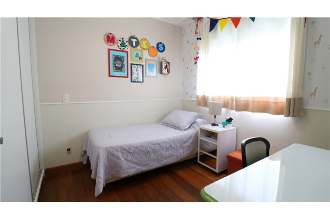 Imagem Imóvel com 4 Quartos à Venda, em Panamby - São Paulo Imagem Imóvel com 4 Quartos à Venda, em Panamby - São Paulo