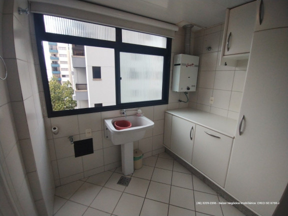 Imagem Apartamento com 3 Quartos à Venda, 151 m² em Centro - Florianópolis Imagem Apartamento com 3 Quartos à Venda, 151 m² em Centro - Florianópolis