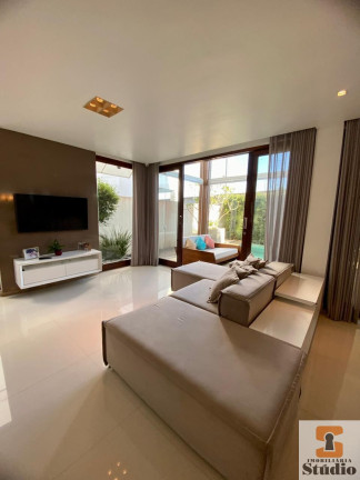 Imagem Casa com 3 Quartos à Venda, 196 m² em Sim - Feira De Santana Imagem Casa com 3 Quartos à Venda, 196 m² em Sim - Feira De Santana