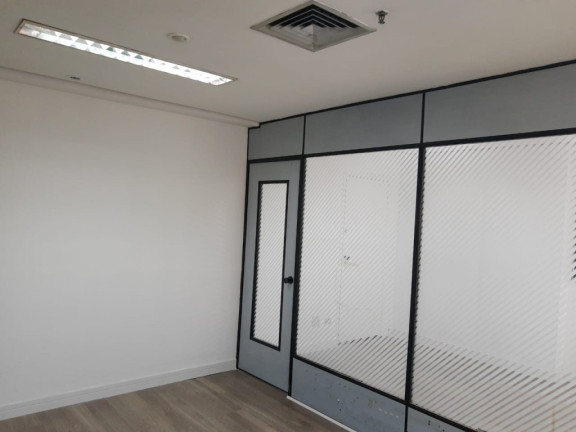 Sala Comercial à Venda, 47 m² em Perdizes - São Paulo