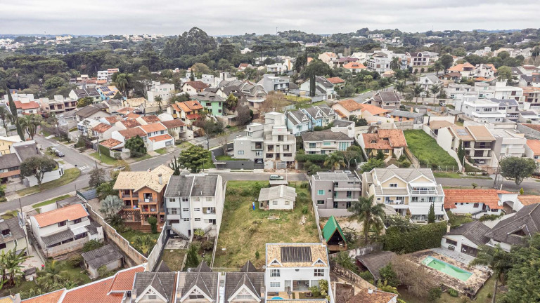 Imagem Terreno à Venda, 840 m² em Mossunguê - Curitiba Imagem Terreno à Venda, 840 m² em Mossunguê - Curitiba
