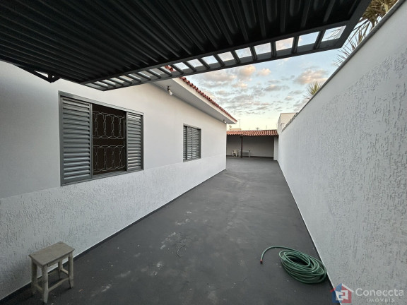Imagem Casa com 4 Quartos para Alugar, 150 m² em Jardim América - Patos De Minas Imagem Casa com 4 Quartos para Alugar, 150 m² em Jardim América - Patos De Minas