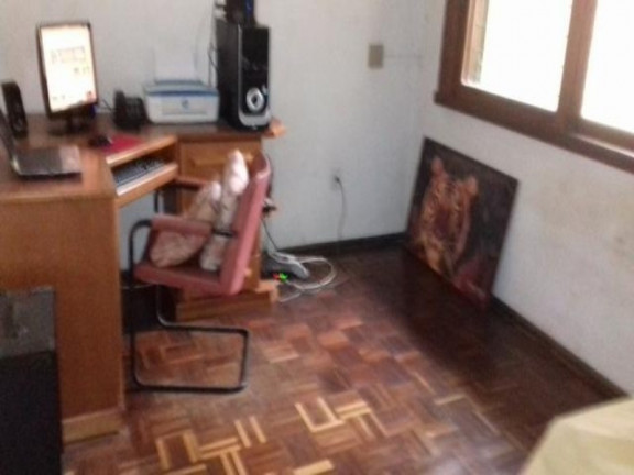 Imagem Casa com 3 Quartos à Venda, 215 m² em Jardim Lindóia - Porto Alegre