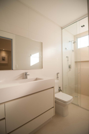 Imagem Imóvel com 4 Quartos à Venda, 153 m² em Centro - Balneário Camboriú Imagem Imóvel com 4 Quartos à Venda, 153 m² em Centro - Balneário Camboriú