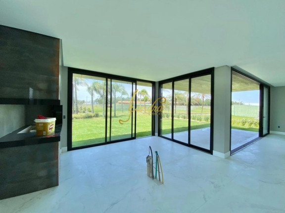 Imagem Casa de Condomínio com 5 Quartos à Venda, 410 m² em Capão Ilhas Resort - Capão Da Canoa Imagem Casa de Condomínio com 5 Quartos à Venda, 410 m² em Capão Ilhas Resort - Capão Da Canoa