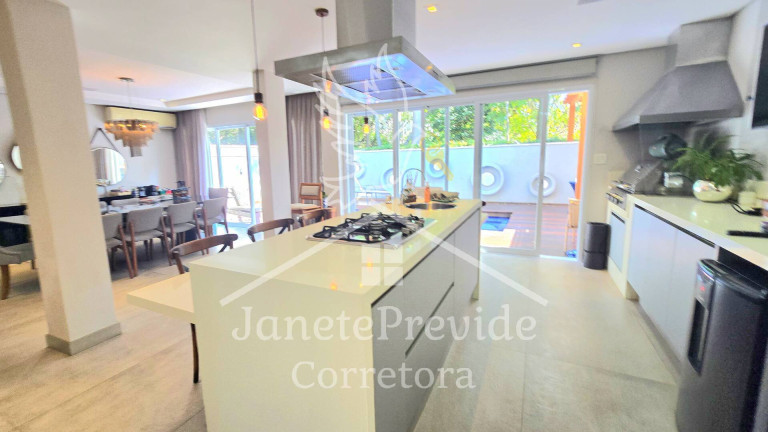 Imagem Casa de Condomínio com 4 Quartos à Venda, 300 m² em Alphaville - Santana De Parnaíba Imagem Casa de Condomínio com 4 Quartos à Venda, 300 m² em Alphaville - Santana De Parnaíba