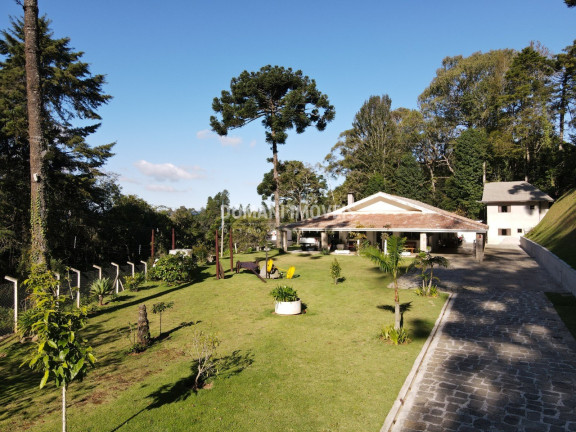Casa com 4 Quartos à Venda, 269 m² em Região De Capivari - Campos Do Jordão