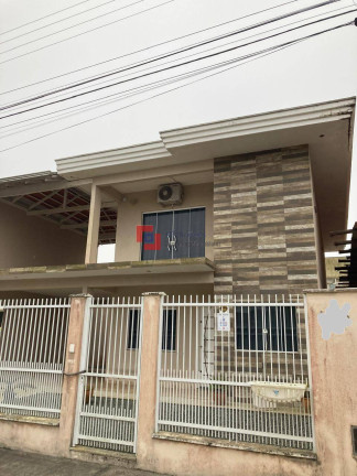 Imagem Casa com 4 Quartos à Venda, 260 m² em Enseada - São Francisco Do Sul Imagem Casa com 4 Quartos à Venda, 260 m² em Enseada - São Francisco Do Sul