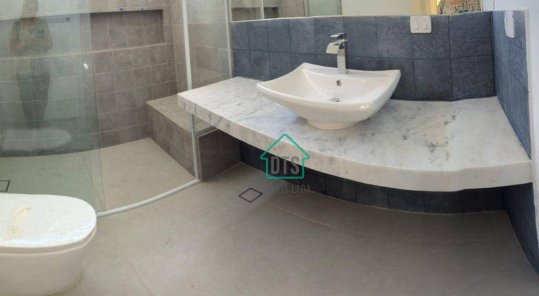 Imagem Casa com 3 Quartos à Venda, 257 m² em Jardim Itatiaia - Embu Das Artes