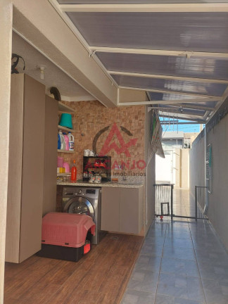 Imagem Sobrado com 2 Quartos à Venda, 175 m² em Nova Cerejeira - Atibaia Imagem Sobrado com 2 Quartos à Venda, 175 m² em Nova Cerejeira - Atibaia