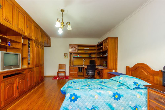 Imagem Casa com 4 Quartos à Venda, 274 m²