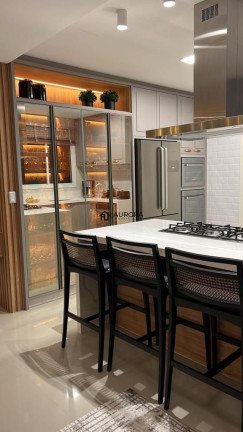 Imagem Apartamento com 4 Quartos à Venda, 137 m² em Centro - Balneário Camboriú Imagem Apartamento com 4 Quartos à Venda, 137 m² em Centro - Balneário Camboriú