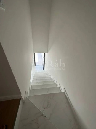 Imagem Sobrado com 3 Quartos à Venda, 120 m² em Tabuleiro - Camboriú Imagem Sobrado com 3 Quartos à Venda, 120 m² em Tabuleiro - Camboriú