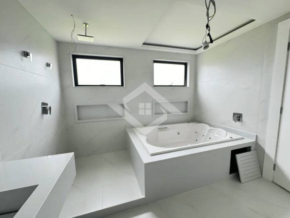 Imagem Casa com 5 Quartos à Venda, 600 m² em Barra Da Tijuca - Rio De Janeiro Imagem Casa com 5 Quartos à Venda, 600 m² em Barra Da Tijuca - Rio De Janeiro