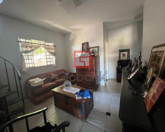 Imagem Casa com 3 Quartos à Venda, 600 m² em Ibituruna - Montes Claros Imagem Casa com 3 Quartos à Venda, 600 m² em Ibituruna - Montes Claros