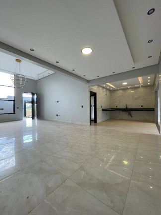 Imagem Casa com 3 Quartos à Venda, 328 m² em Turista Ii - Caldas Novas Imagem Casa com 3 Quartos à Venda, 328 m² em Turista Ii - Caldas Novas