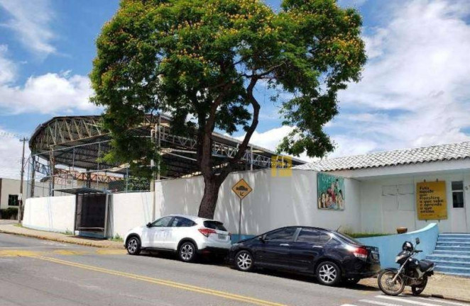 Casa à Venda ou Locação, 750 m² em Vila Nossa Senhora De Fátima - Americana