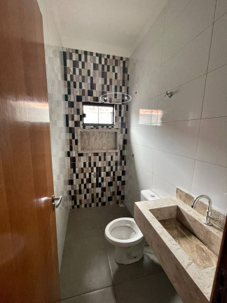 Imagem Casa com 3 Quartos à Venda, 106 m² em Residencial Recanto Do Bosque - Goiânia Imagem Casa com 3 Quartos à Venda, 106 m² em Residencial Recanto Do Bosque - Goiânia