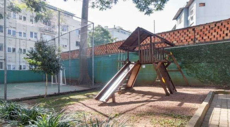 Imóvel com 2 Quartos à Venda,  em Jardim Europa - Porto Alegre