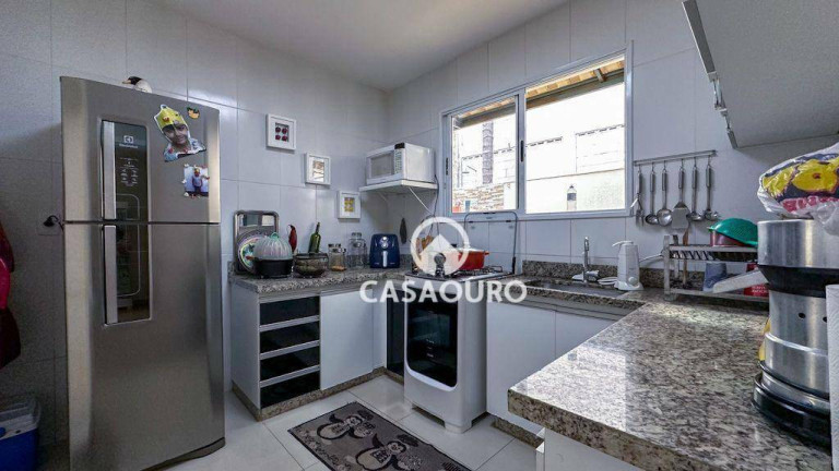 Imagem Casa com 4 Quartos à Venda, 165 m² em Condomínio Village Royale - Nova Lima Imagem Casa com 4 Quartos à Venda, 165 m² em Condomínio Village Royale - Nova Lima