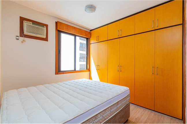 Imagem Apartamento com 2 Quartos à Venda, 86 m² em Menino Deus - Porto Alegre Imagem Apartamento com 2 Quartos à Venda, 86 m² em Menino Deus - Porto Alegre