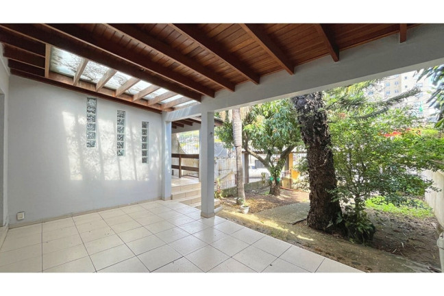 Imagem Casa com 3 Quartos à Venda, 289 m² em Morro Santana - Porto Alegre Imagem Casa com 3 Quartos à Venda, 289 m² em Morro Santana - Porto Alegre