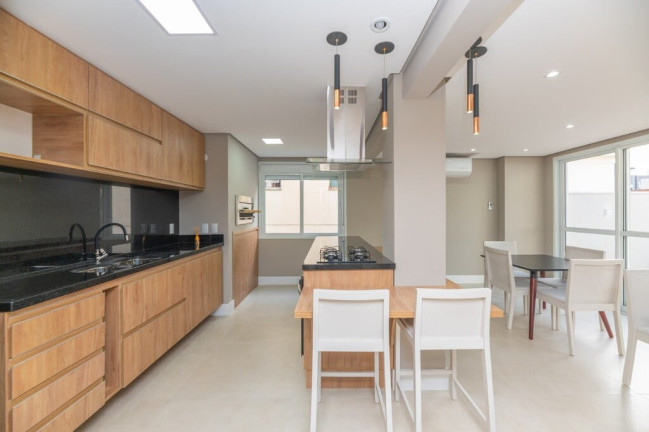 Imagem Cobertura com 3 Quartos à Venda, 199 m² em Menino Deus - Porto Alegre Imagem Cobertura com 3 Quartos à Venda, 199 m² em Menino Deus - Porto Alegre