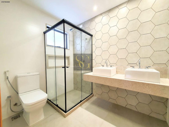 Imagem Casa com 3 Quartos à Venda, 290 m² em Carlos Guinle - Teresópolis Imagem Casa com 3 Quartos à Venda, 290 m² em Carlos Guinle - Teresópolis