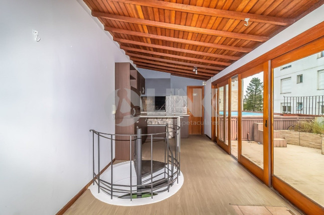Imagem Imóvel com 2 Quartos à Venda, 81 m² em Passo Da Areia - Porto Alegre Imagem Imóvel com 2 Quartos à Venda, 81 m² em Passo Da Areia - Porto Alegre