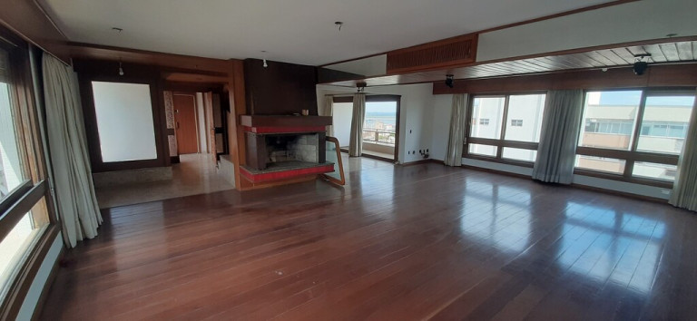 Imagem Apartamento com 4 Quartos à Venda, 367 m² em Floresta - Porto Alegre Imagem Apartamento com 4 Quartos à Venda, 367 m² em Floresta - Porto Alegre