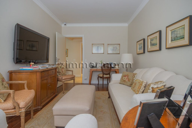 Imagem Apartamento com 4 Quartos à Venda, 431 m² em Moema - São Paulo