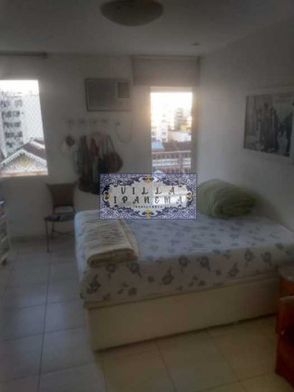 Imagem Apartamento com 3 Quartos à Venda, 130 m² em Laranjeiras - Rio De Janeiro Imagem Apartamento com 3 Quartos à Venda, 130 m² em Laranjeiras - Rio De Janeiro