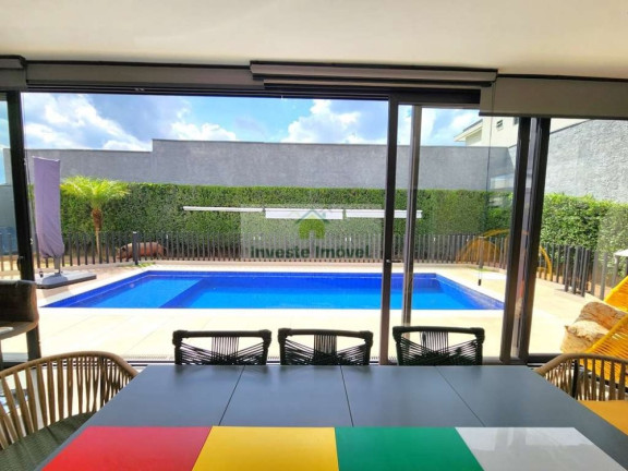 Imagem Casa com 3 Quartos à Venda, 304 m² em Granja Viana - Carapicuíba